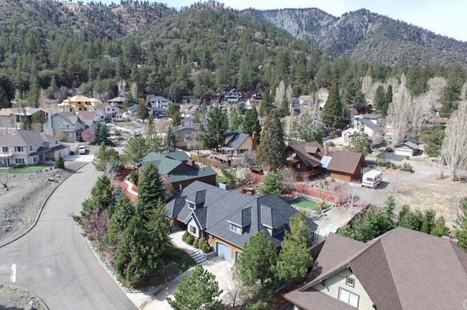 5370 Pacific Crest Dr, Wrightwood, CA 92397 | MLS ...