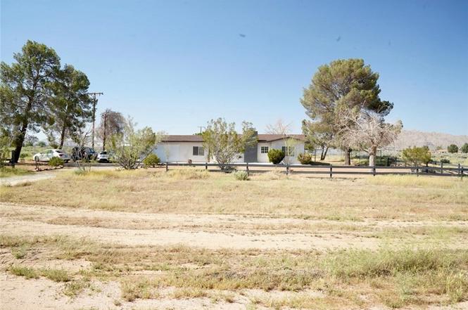 23012 US Highway 18, Apple Valley, CA 92307 | MLS ...