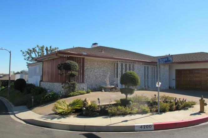 4200 S Cloverdale Ave, Los Angeles, CA 90008 | MLS# S12026755 | Redfin