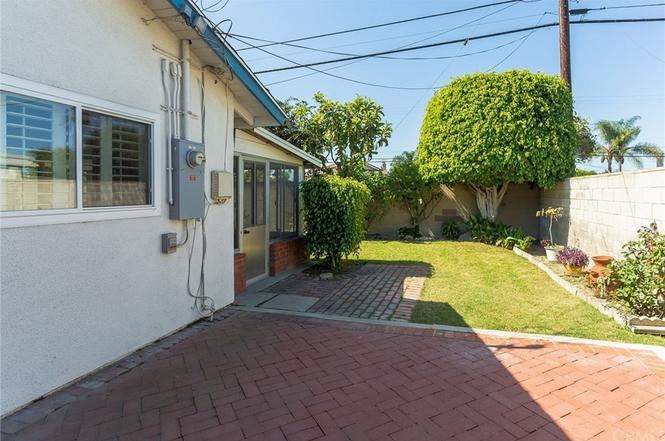 16351 HOWLAND Ln, Huntington Beach, CA 92647 | MLS# OC19242916 | Redfin