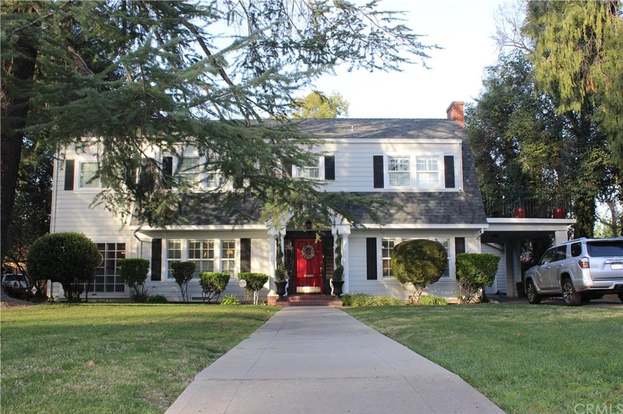 205 E 21st St Merced Ca 95340 4 Beds 2 5 Baths