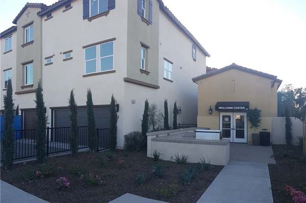 1590 W First St 2 Santa Ana Ca Mls Oc Redfin 1590 W First St 2 Santa Ana Ca Mls Oc Redfin