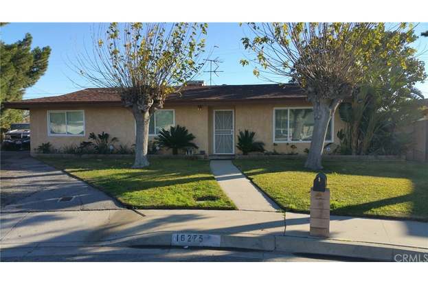 16275 Pine Ave Fontana Ca 92335 Mls Cv19015272 Redfin