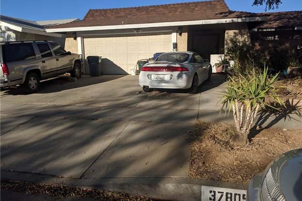 https://ssl.cdn-redfin.com/photo/45/mbphoto/286/genMid.DW19250286_0.jpg
