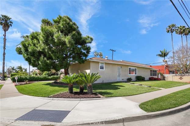 17121 Nichols Lane Huntington Beach Ca 92647 17121 Granada Ln, Huntington Beach, CA 92647 | MLS# OC24082395 | Redfin