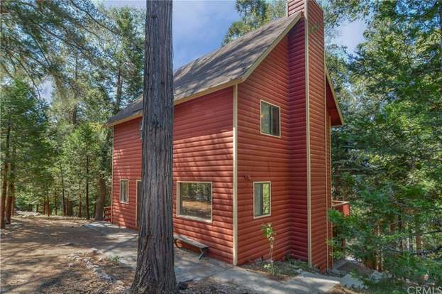 621 Raccoon Ln Lake Arrowhead Ca 92352 Mls Ev17229720 Redfin
