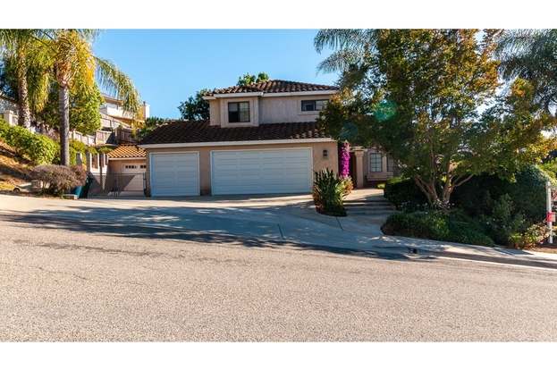 escondido hook up