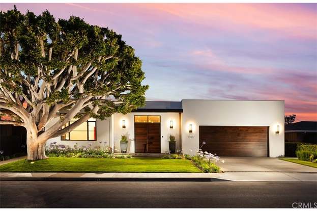 1515 Santanella Te Corona Del Mar Ca 92625 5 Beds 4 5 Baths