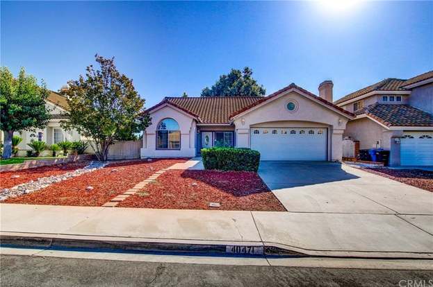 https://ssl.cdn-redfin.com/photo/45/mbphoto/860/genMid.SW20092860_0.jpg
