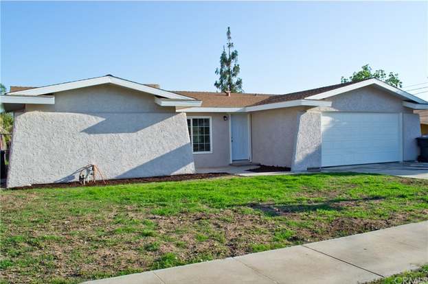 17553 Pine Ave Fontana Ca 92335 Mls Iv18138888 Redfin