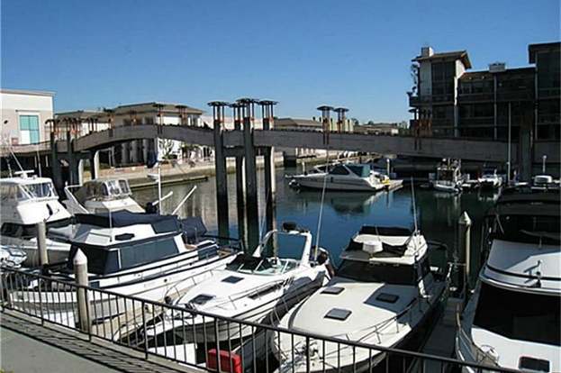 7134 N Marina Pacifica Dr Long Beach Ca 90803 Mls P811952 Redfin 7134 N Marina Pacifica Dr Long Beach Ca 90803