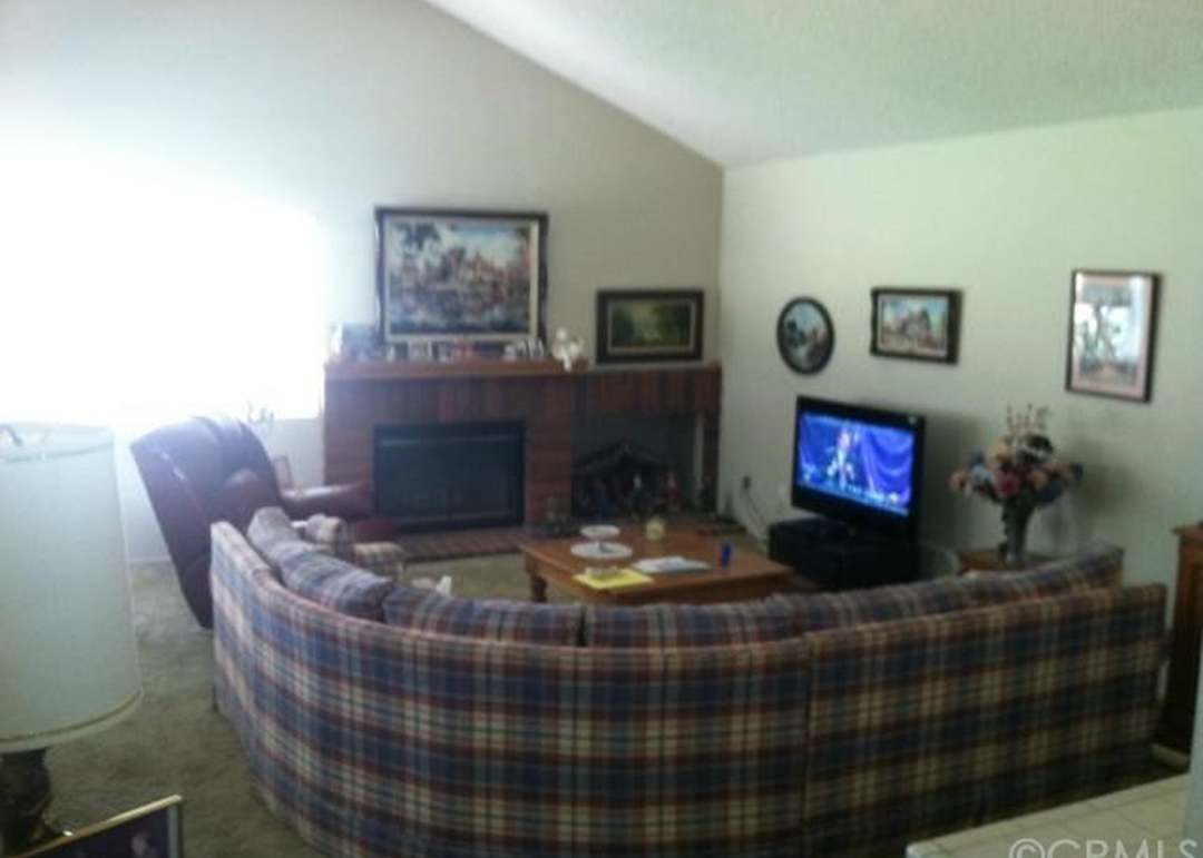 591 Kenwood St, Upland, CA 91784