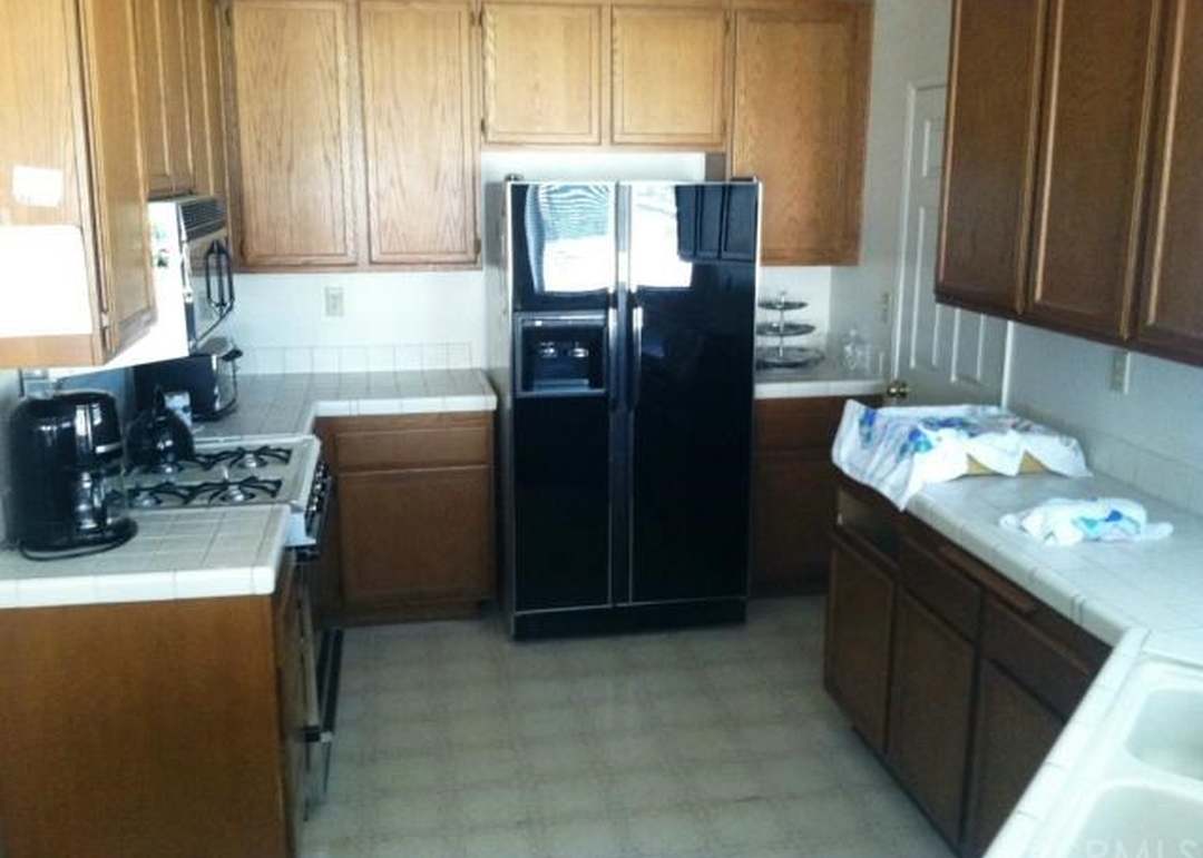 591 Kenwood St, Upland, CA 91784