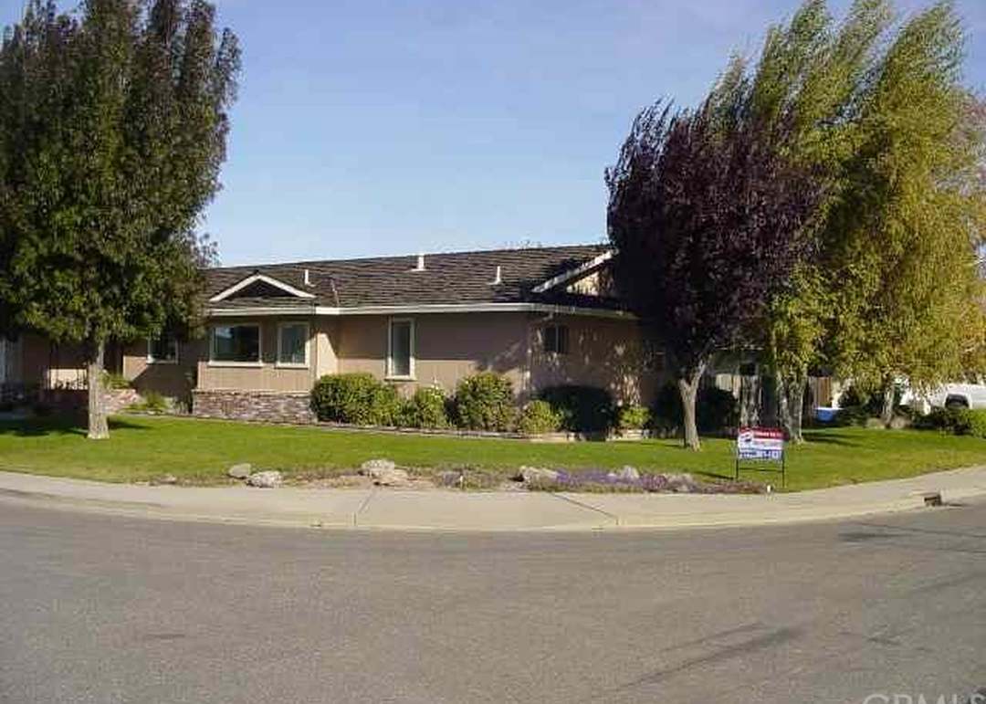 926 Kinder Cir
