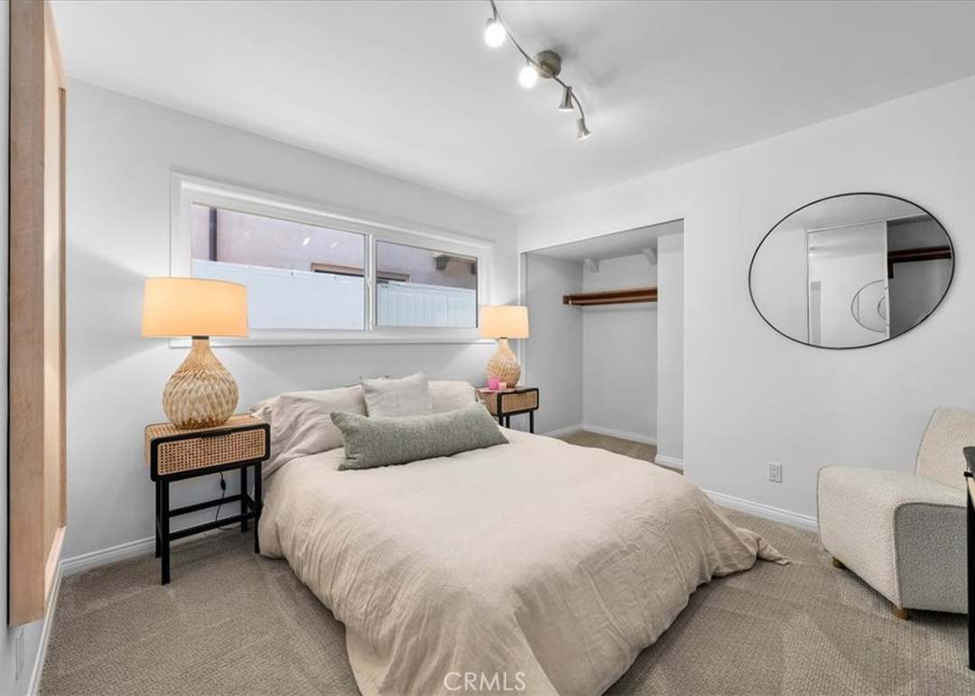 222 N Dianthus St, Manhattan Beach, CA 90266
