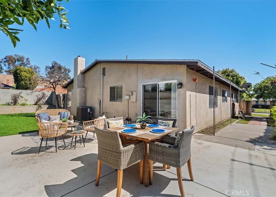 945 Redbud St, Brea, CA 92821 | MLS# PW25060356 | Redfin 945 Redbud St, Brea, CA 92821 | MLS# PW25060356 | Redfin