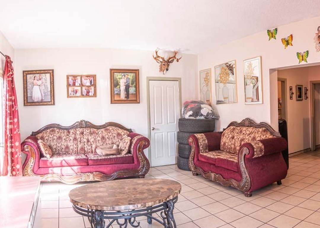 1475 E 56th St, Los Angeles, CA 90011