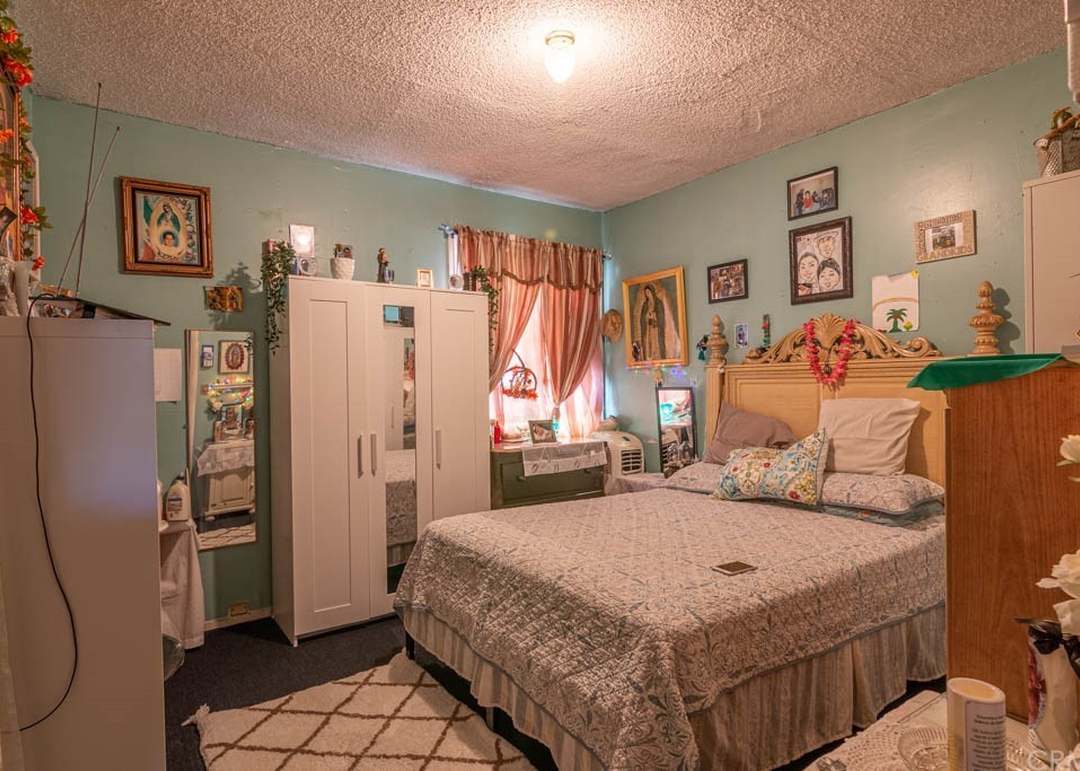 1475 E 56th St, Los Angeles, CA 90011