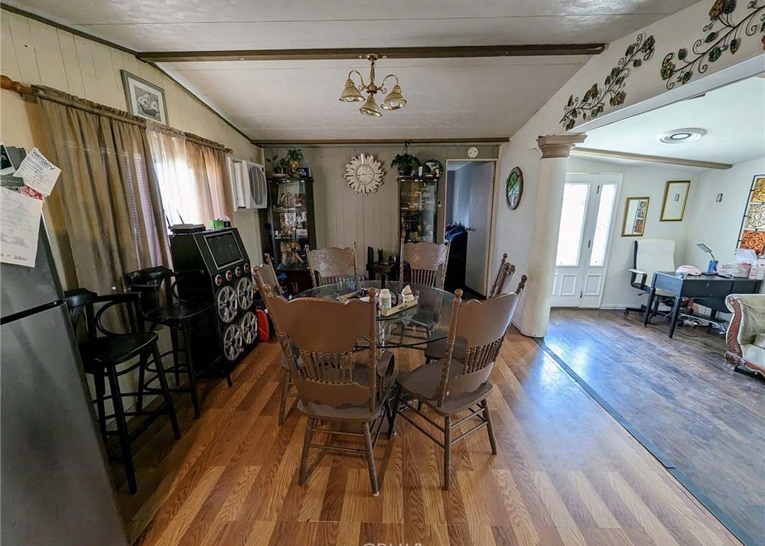 45415 28th St #15, Lancaster, CA 93535
