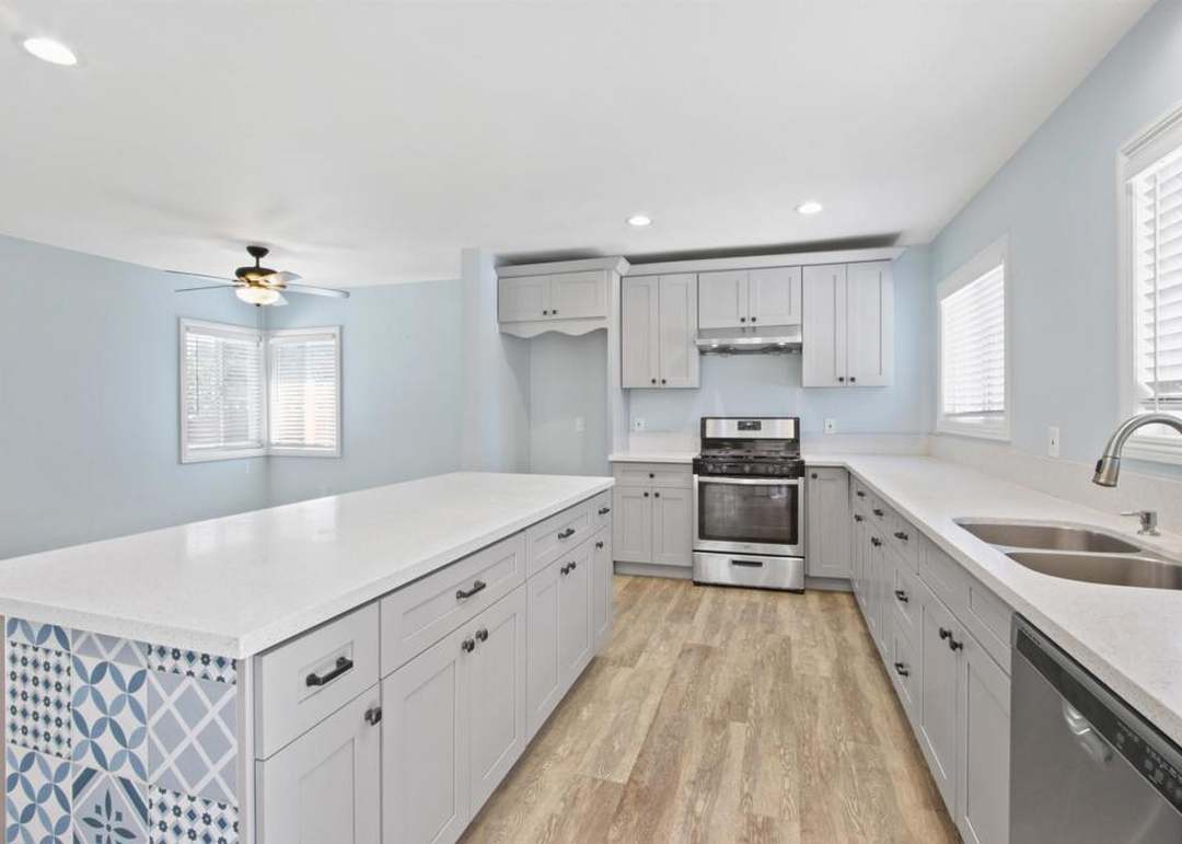 11651 Jerry Ln, Garden Grove, CA 92840