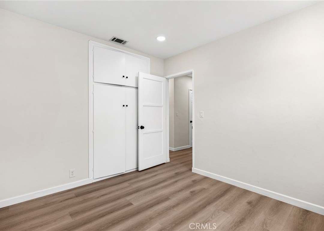 5827 Gaviota Ave, Long Beach, CA 90805