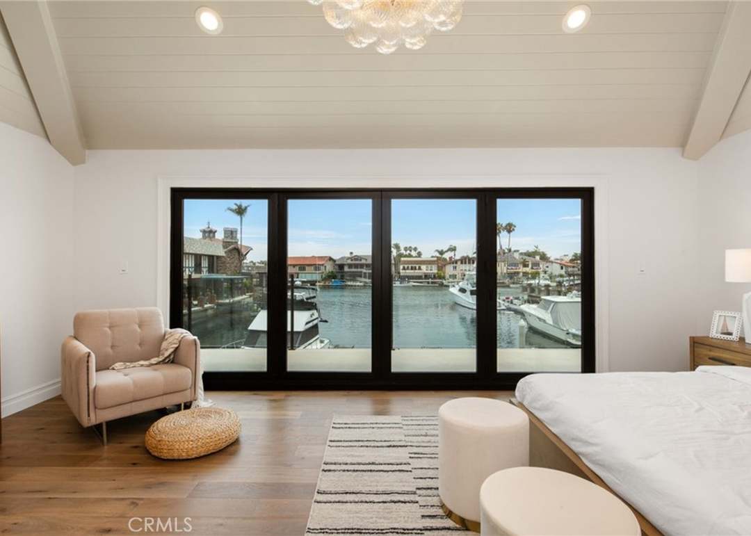 16462 Sundancer Ln, Huntington Beach, CA 92649