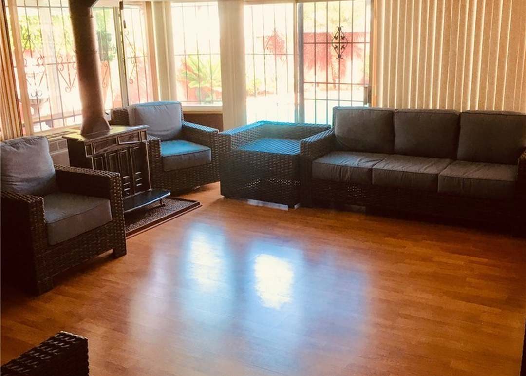 3993 Beechwood Ave, Lynwood, CA 90262