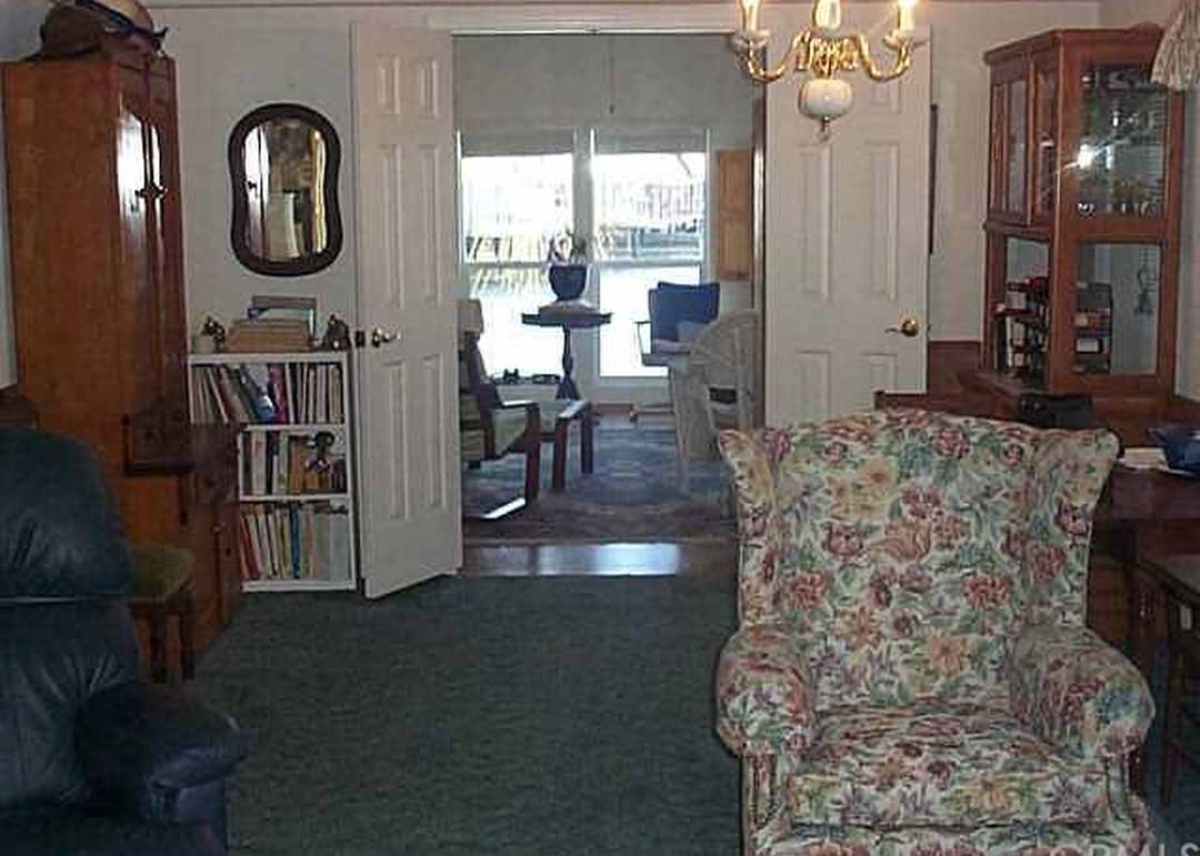 7313 Anchor Dr