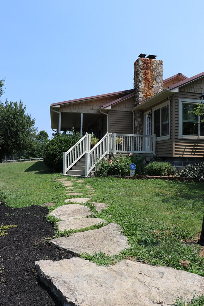 23184 Twin Oaks Road Rd, Abingdon, VA 24211  MLS# 9926559  Redfin