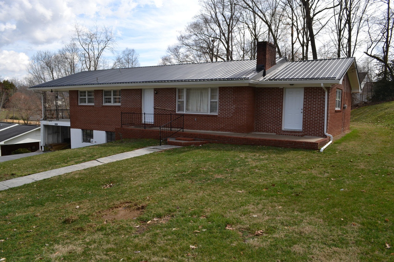 16211 Richardson Ave, Abingdon, VA 24210 MLS 9948683 Redfin