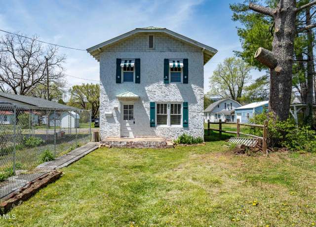 Property at 227 Murphey St, Mountain City, TN 37683, 3 beds, 2 baths