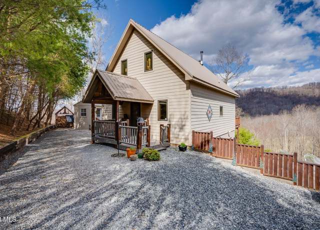 Property at 408 Eagle Ridge Rd, Roan Mountain, TN 37687, 3 beds, 2 baths