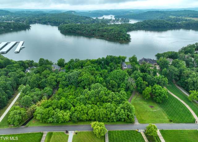 Property at 614 Harbor Point Dr, Johnson City, TN 37615