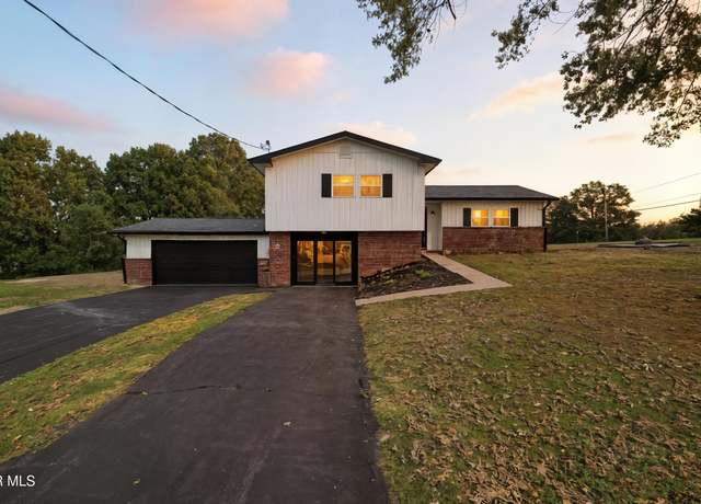 Property at 204 Crestview St, Bristol, TN 37620, 4 beds, 2 baths