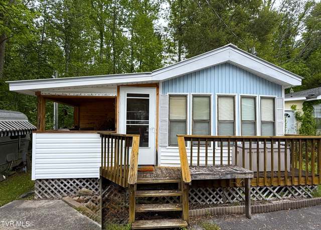 Property at 5355 East Pkwy, Cosby, TN 37722, 2 beds, 2 baths