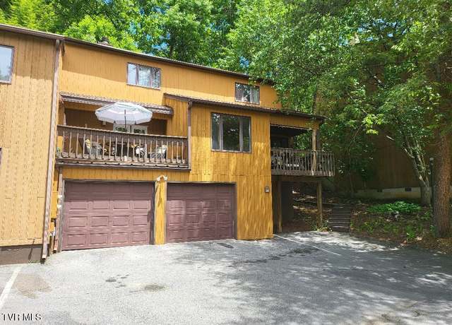 Property at 311 Autumn Chase Dr #311, Johnson City, TN 37601, 3 beds, 3 baths