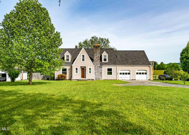 Property at 1058 Smalling Rd, Johnson City, TN 37601, 3 beds, 3 baths