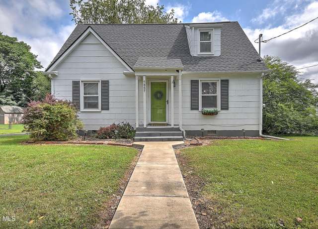 Property at 1057 Moorland Ave, Bristol, VA 24201, 4 beds, 1.5 baths