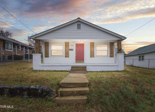 Property at 909 Riverside Ave Ave, Kingsport, TN 37660, 3 beds, 1 bath