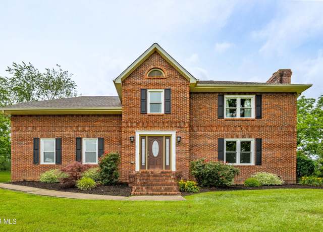Property at 398 Grandview Ct, Kingsport, TN 37664, 4 beds, 2.5 baths