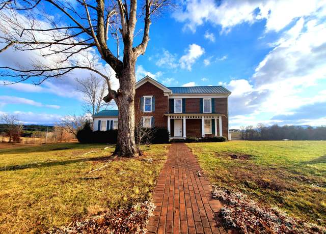 Property at 364 River Pointe Dr, Greeneville, TN 37743, 3 beds, 1 bath