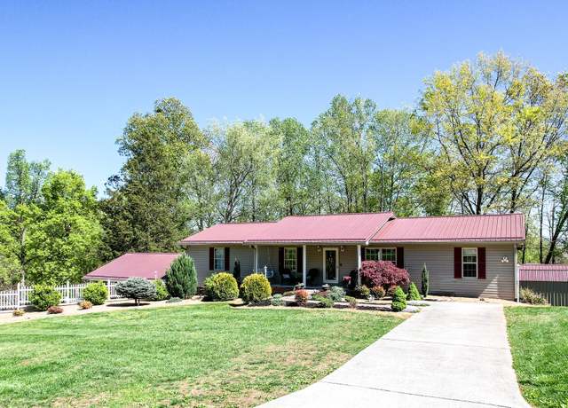 Property at 328 Golf View Dr, Rogersville, TN 37857, 4 beds, 3 baths