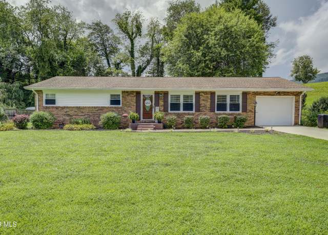 Property at 115 Lancelot Dr, Elizabethton, TN 37643, 3 beds, 2 baths