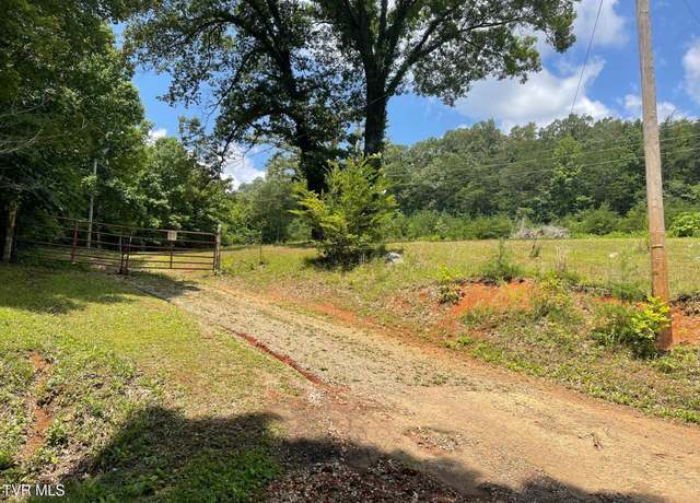 Property at 215 Buckingham Rd, Johnson City, TN 37615