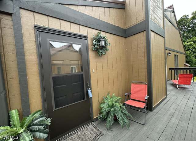 Property at 516 Fleetwood Ct Unit F, Kingsport, TN 37660, 2 beds, 2 baths