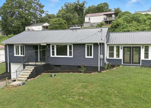 Property at 3974 Memorial Blvd, Kingsport, TN 37664, 3 beds, 2 baths
