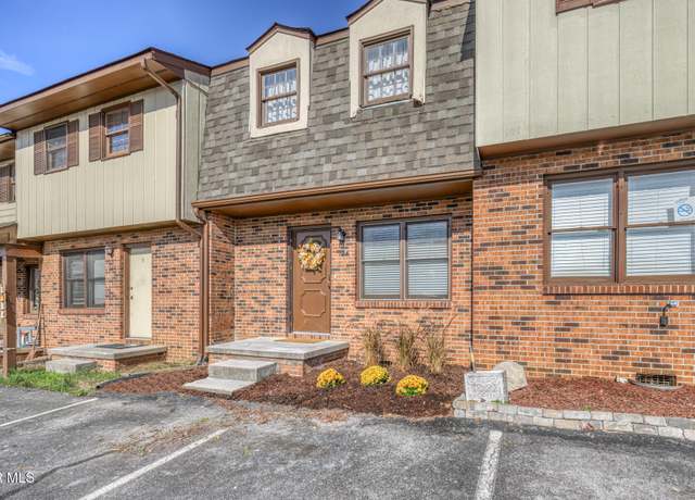 Property at 124 Oakcrest Cir, Bristol, VA 24201, 2 beds, 1.5 baths