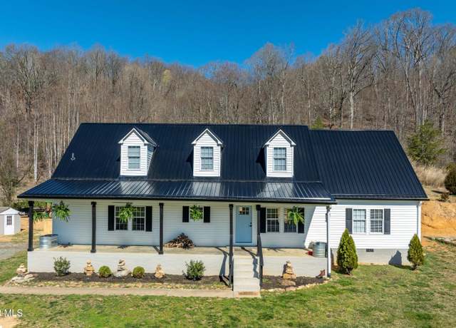Property at 3233 Stanley Valley Rd, Surgoinsville, TN 37873, 6 beds, 3 baths