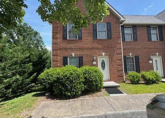 Property at 1709 Cherokee Rd #201, Johnson City, TN 37604, 2 beds, 2.5 baths