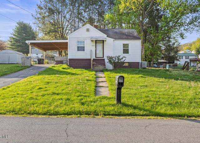 Property at 2510 Shelby St, Bristol, TN 37620, 2 beds, 1 bath